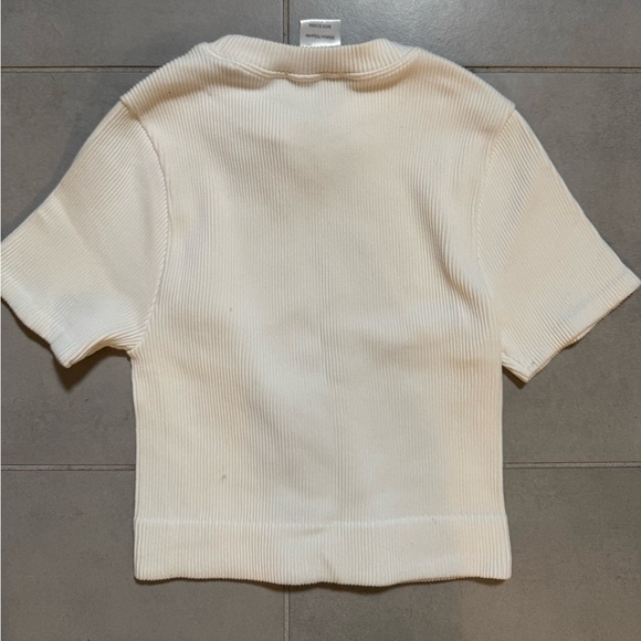 Women’s Cream Ribbed Shirt - Picture 3 of 3